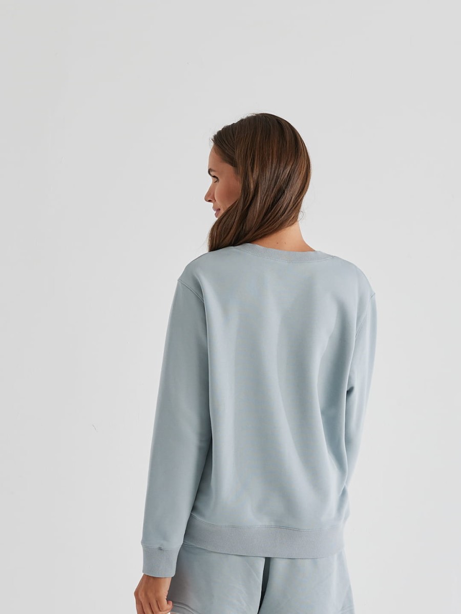 Bawełniana bluza damska ALL DAY w kolorze szałwiowym – stylizacja